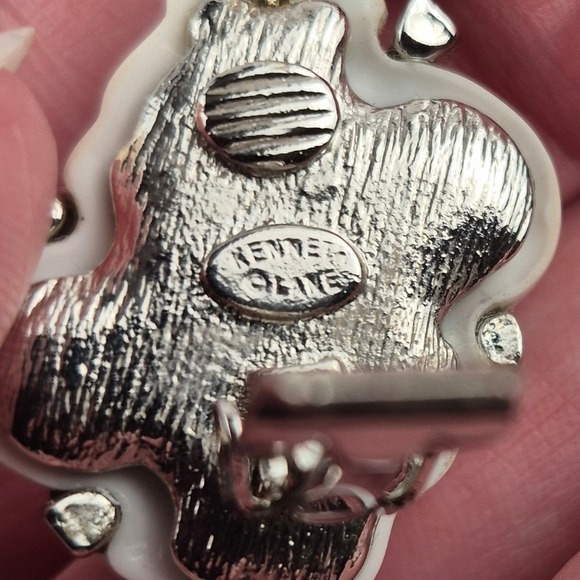 Kenneth Lane KJL Faux Pearl Rhinestone Seashell Clip On Earrings Silver Tone VTG - Picture 8 of 10